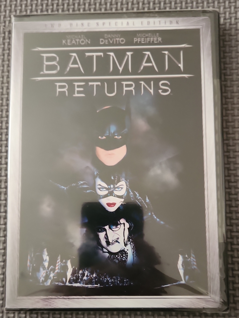 Warner Bros. Batman Returns DVD - Black, White, Silver